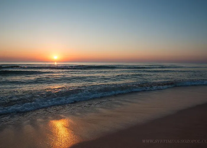 ефект свети мина Хотел